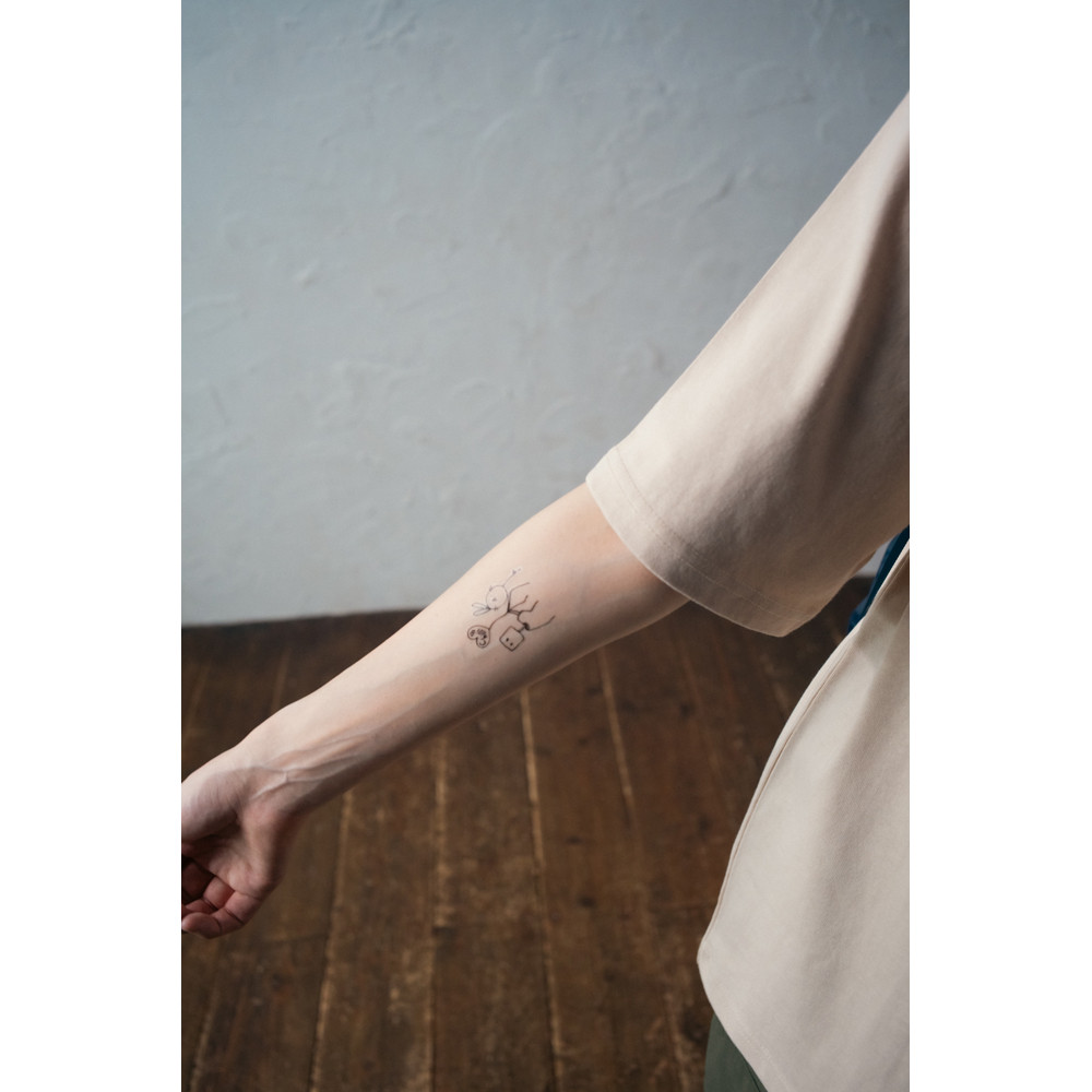 Tattoo sticker