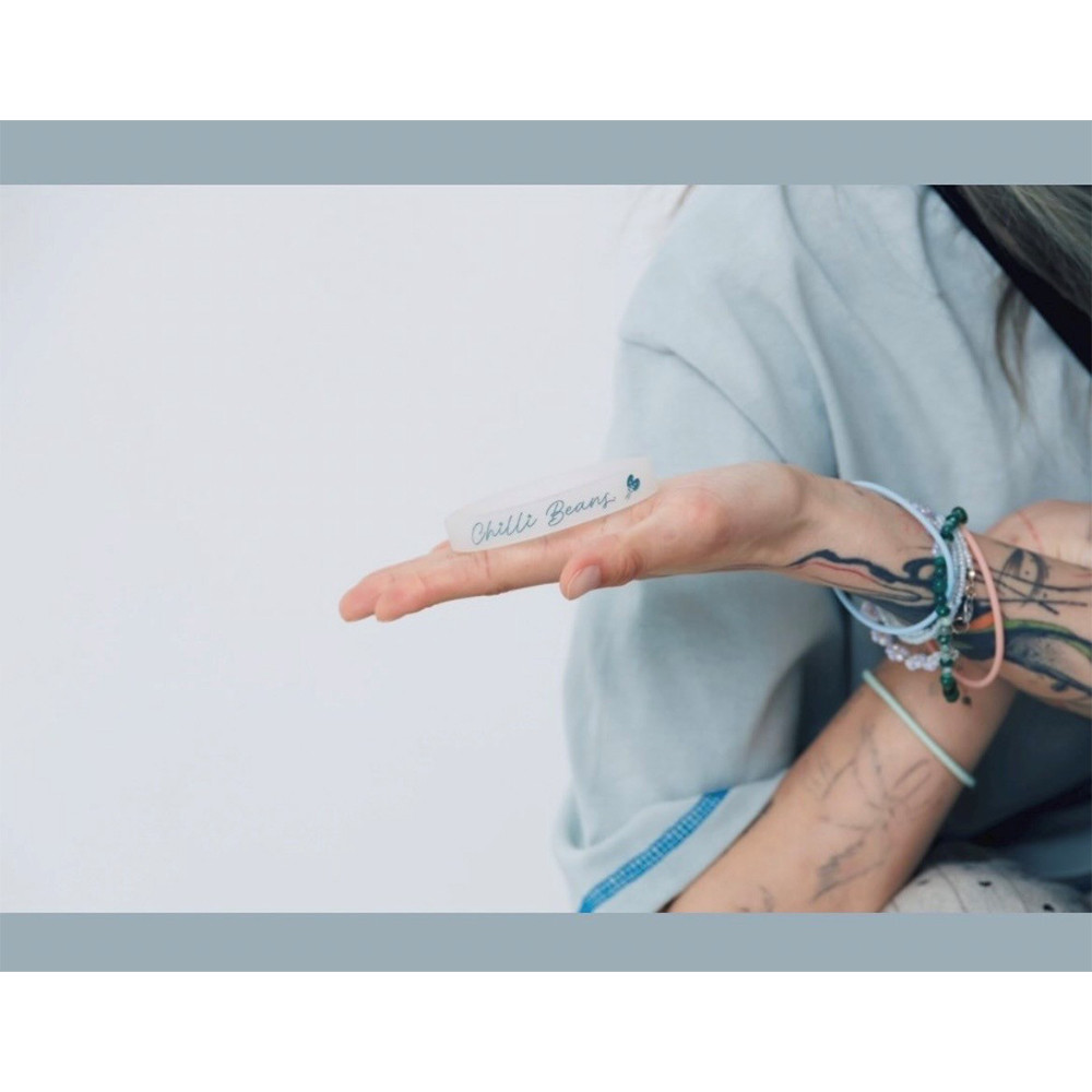 clear wristband 